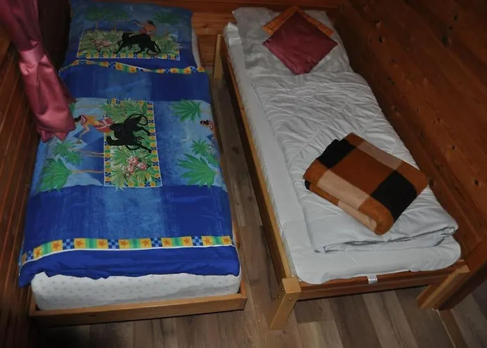 Blockhaus Bis 6 Personen Kamin Und Hund *